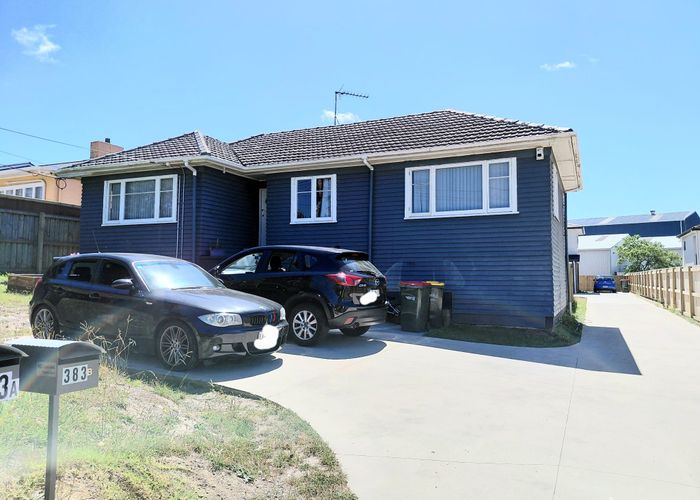  at 383 West Coast road, Glen Eden, Waitakere City, Auckland