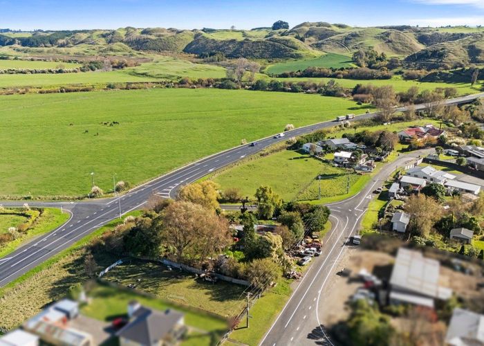 at 33 Whangaehu Village Road, Whangaehu