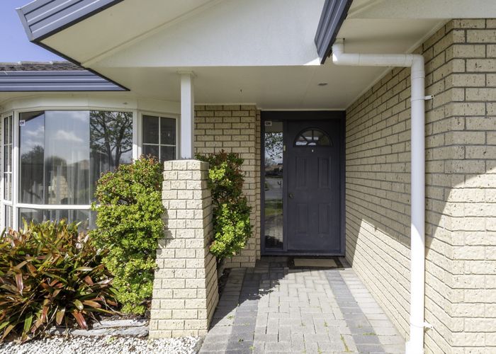  at 1A Ambleside Drive, Northpark, Manukau City, Auckland