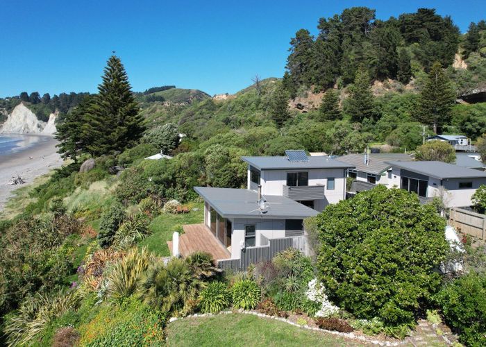  at 23 Moody Street, Gore Bay, Cheviot