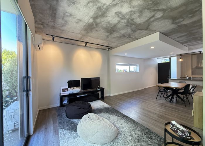  at 9/4163 Great north road, Glen Eden, Waitakere City, Auckland