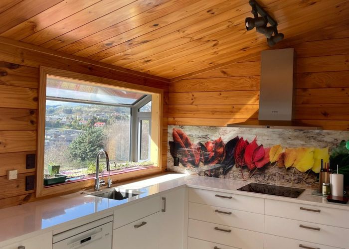  at 4 Shackle Lane, Whitby, Porirua, Wellington