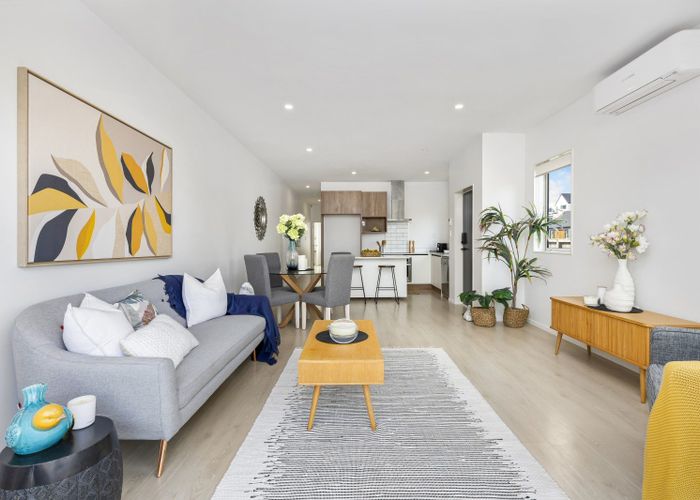  at 129 Tarapuka Road, Westgate, Auckland