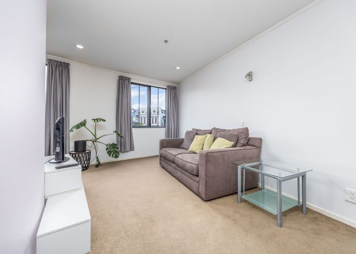  at 220/184 Symonds Street, Eden Terrace, Auckland City, Auckland
