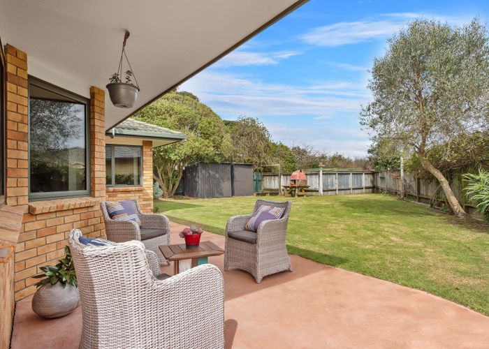  at 44 Te Moana Road, Waikanae Beach, Waikanae