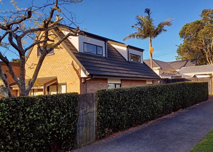  at 1/7 Victor Street, Avondale, Auckland