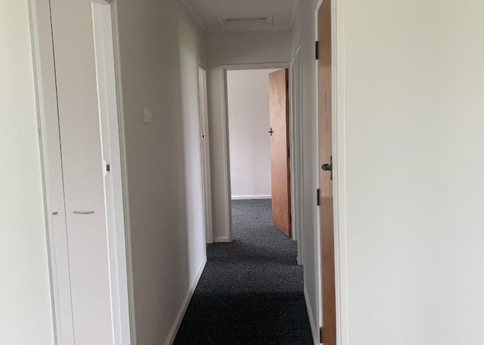  at 5 Dennis Road, Papatoetoe, Manukau City, Auckland