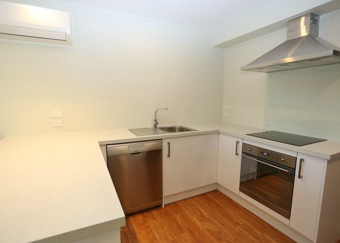  at 3/215 Peterborough Street, City Centre, Christchurch City, Canterbury