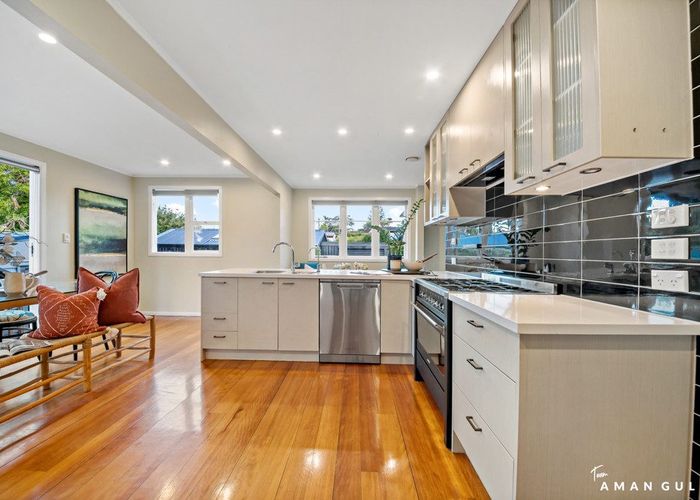  at 29 Amberley Avenue, Te Atatu South, Auckland