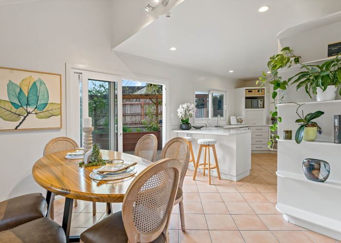  at 3/94 Michaels Avenue, Ellerslie, Auckland