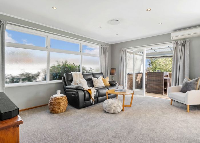  at 10 Gilpin Place, Beach Haven, North Shore City, Auckland