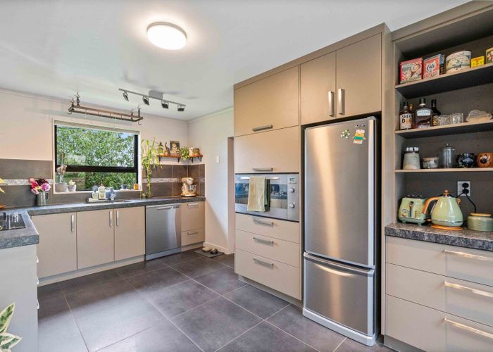  at 82 Lochiel Bridge Road, Lochiel, Winton