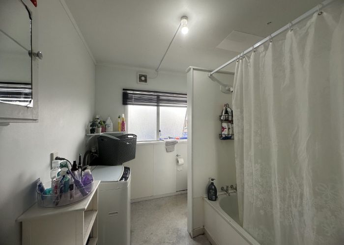  at 1/24A Quadrant Road, Onehunga, Auckland City, Auckland