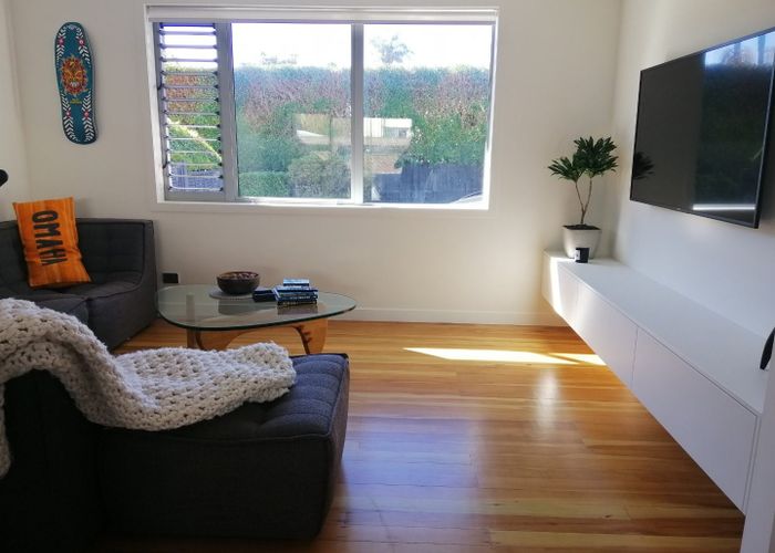  at 2/8 Cecil Road, Milford, Auckland