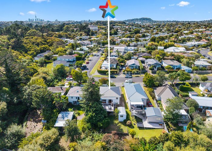  at 42 Parkdale Road, Mount Albert, Auckland City, Auckland