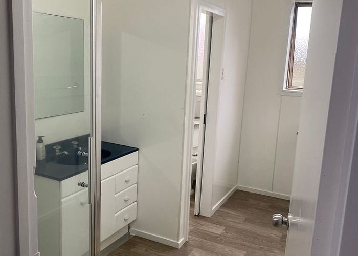  at 2/9 Jupiter Street, Milson, Palmerston North, Manawatu / Whanganui