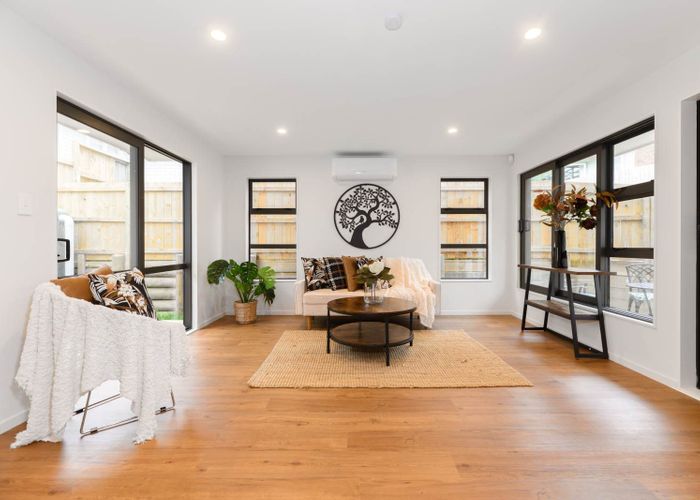  at 16A Marlowe Road, Blockhouse Bay, Auckland City, Auckland