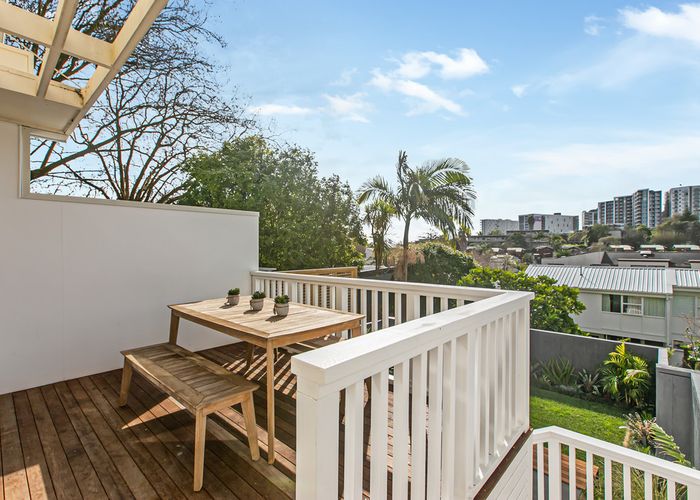  at 77 Howe Street, Freemans Bay, Auckland