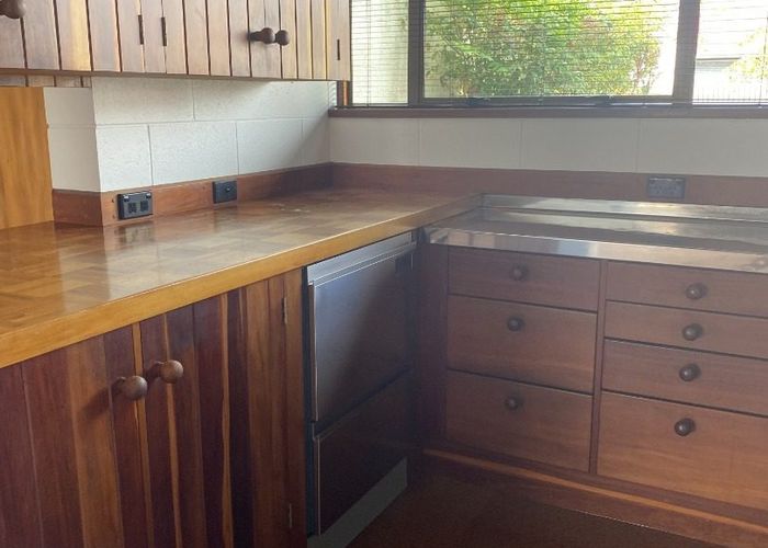  at 910b Albert Street, Mayfair, Hastings, Hawke's Bay
