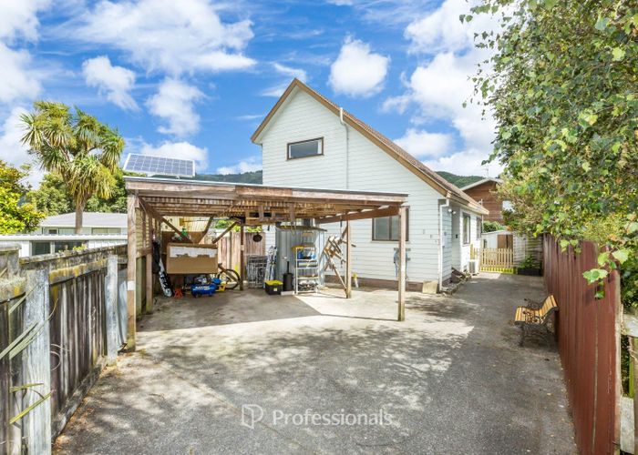  at 25b Memphis Grove, Totara Park, Upper Hutt, Wellington