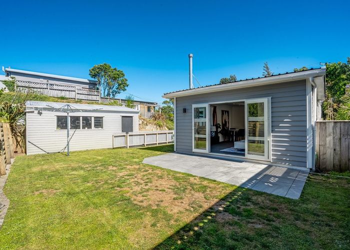  at 33 Dominion Park Street, Johnsonville, Wellington, Wellington