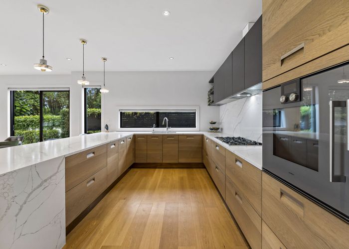  at 39C Clonbern Road, Remuera, Auckland