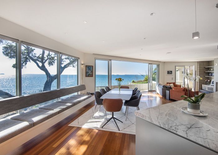  at 67 Rothesay Bay Road, Rothesay Bay, North Shore City, Auckland