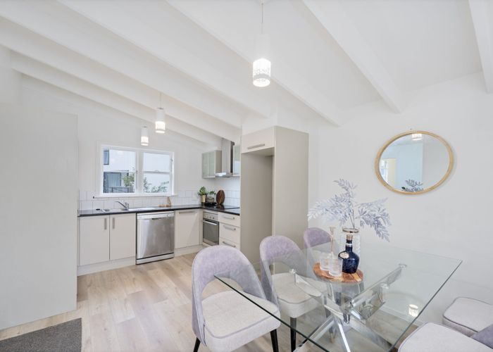  at 12A Kallu Crescent, Mount Roskill, Auckland