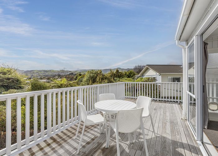  at 36 Larsen Crescent, Tawa, Wellington