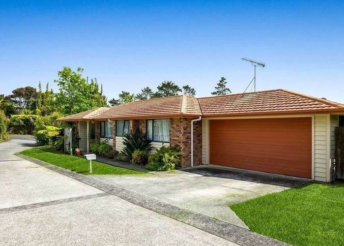  at 169L Colwill Road, Massey, Auckland