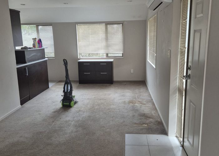  at 21A Waltham Street, Henderson, Waitakere City, Auckland