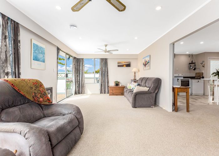  at 27 Staithes Drive North, Whitby, Porirua