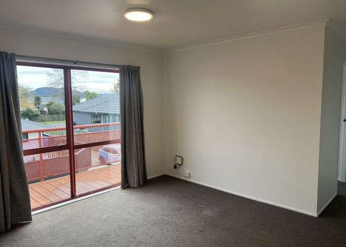  at 10B Willow Avenue, Hannahs Bay, Rotorua, Bay Of Plenty