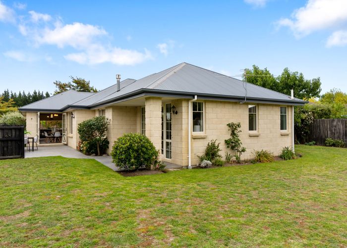  at 76 Rothesay Road, Parklands, Christchurch