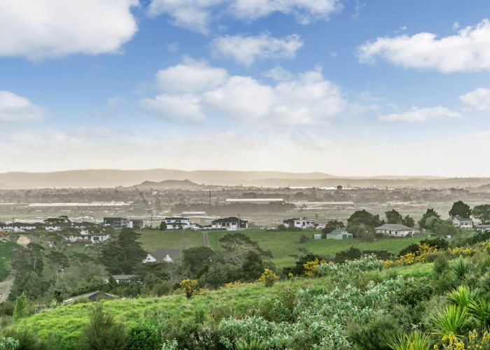  at 4 Tau Drive, Flat Bush, Auckland