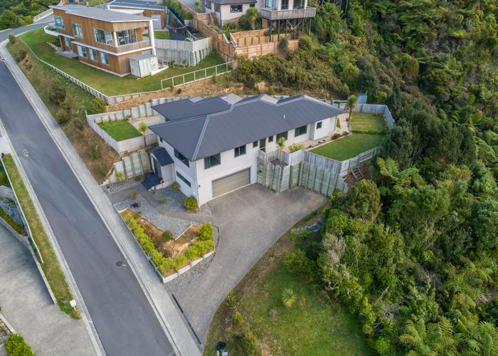  at 4 Winifred Way, Belmont, Lower Hutt