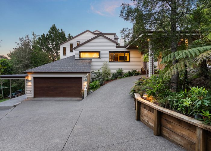  at 11 Hobson Heights Road, Albany, North Shore City, Auckland