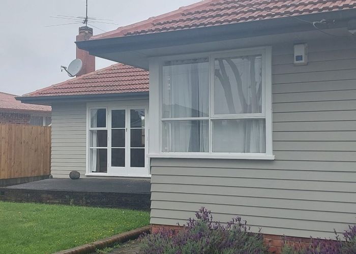  at 15 Wakefield Road, Favona, Manukau City, Auckland