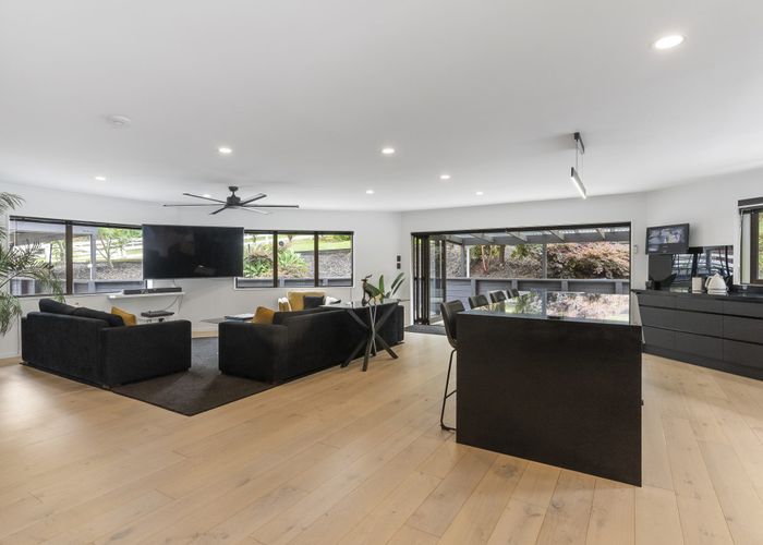  at 15 Polo Prince Drive, Manurewa