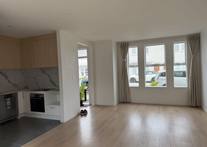  at 20 Whautapu Crt, Avondale, Auckland City, Auckland