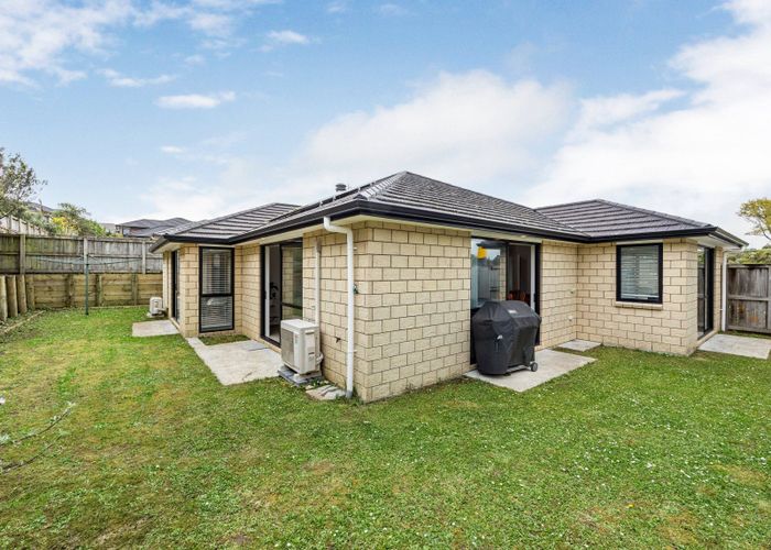  at 5 Blackwood Crescent, Glenview, Hamilton