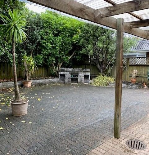  at 2/59 Hillsborough Road, Mount Roskill, Auckland
