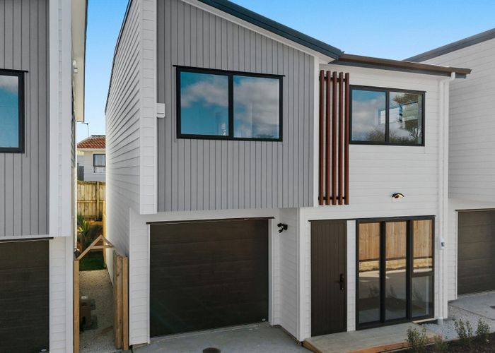  at 13 Blanche Way, Half Moon Bay, Auckland