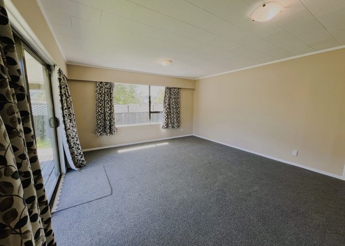  at 100A Gemstone Drive, Birchville, Upper Hutt