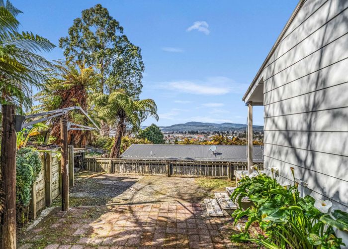 at 85E Gordon road, Western Heights, Rotorua, Bay Of Plenty