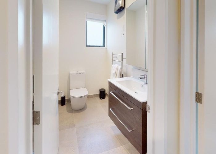  at 4/8b Huia Street, Riccarton, Christchurch City, Canterbury