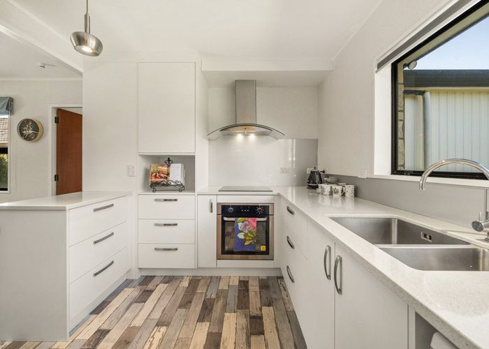  at 10 Robertson Street, Glenholme, Rotorua, Bay Of Plenty