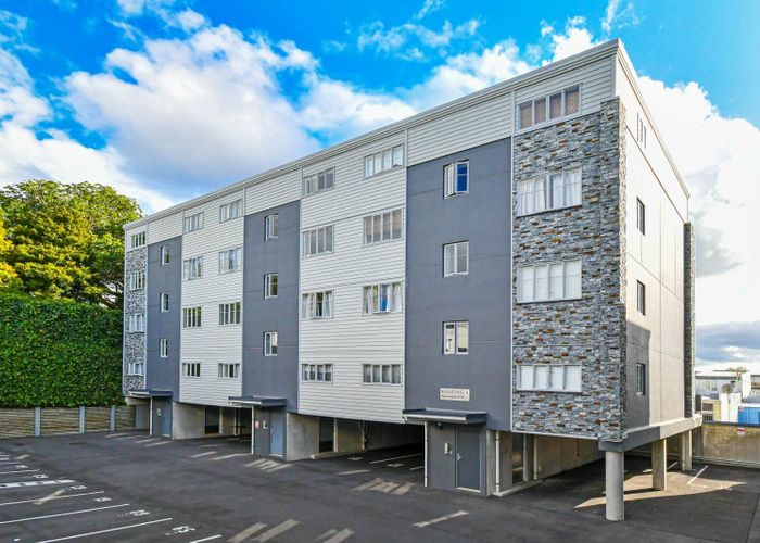  at 2h/3 Keystone Avenue, Mount Roskill, Auckland City, Auckland