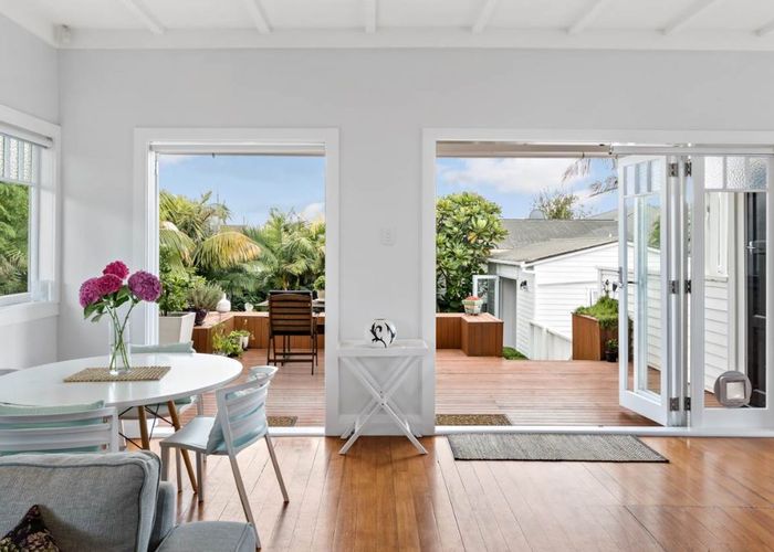  at 2 Garfield Road, Helensville, Rodney, Auckland
