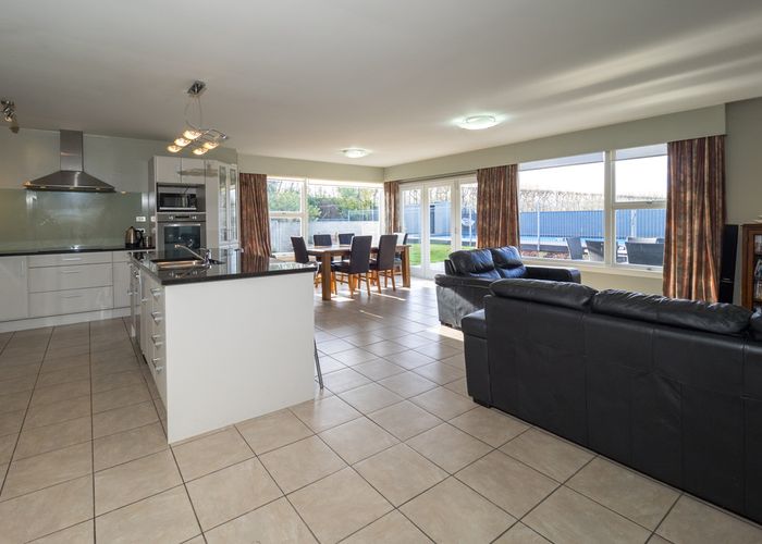  at 400 Racecourse Road, Allenton, Ashburton